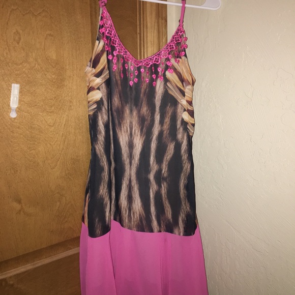 Cute pink brazilian Dress - Picture 2 of 3